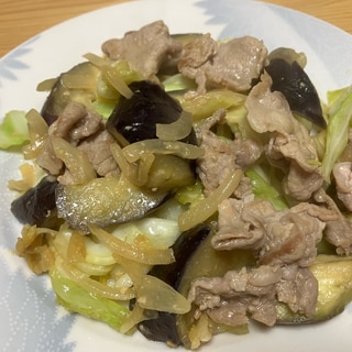 新玉ねぎと豚肉と茄子とキャベツの味噌炒め☆彡